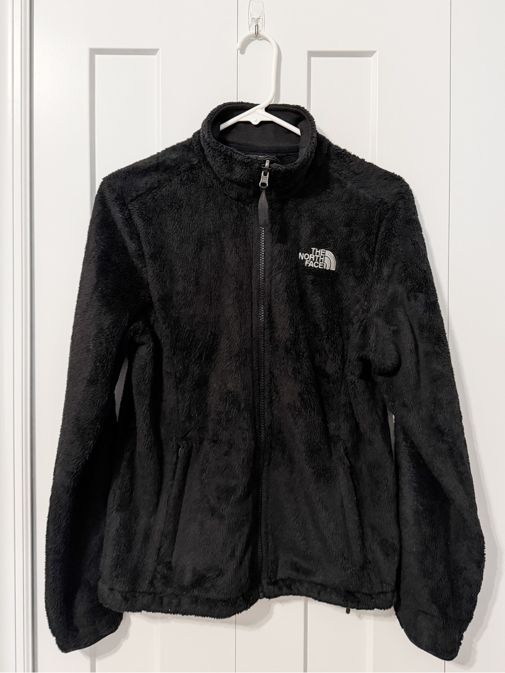 THE NORTH FACE Women's Black Fleece Jacket